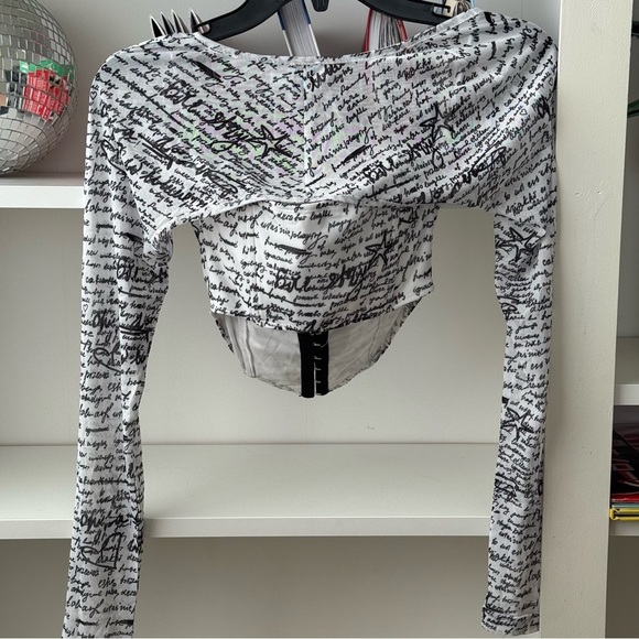 NWT PRINCESS POLLY Scripted Long Sleeve Corset Top - Picture 8 of 8